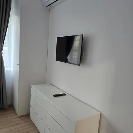 Summer Residences Mamaia Apartment